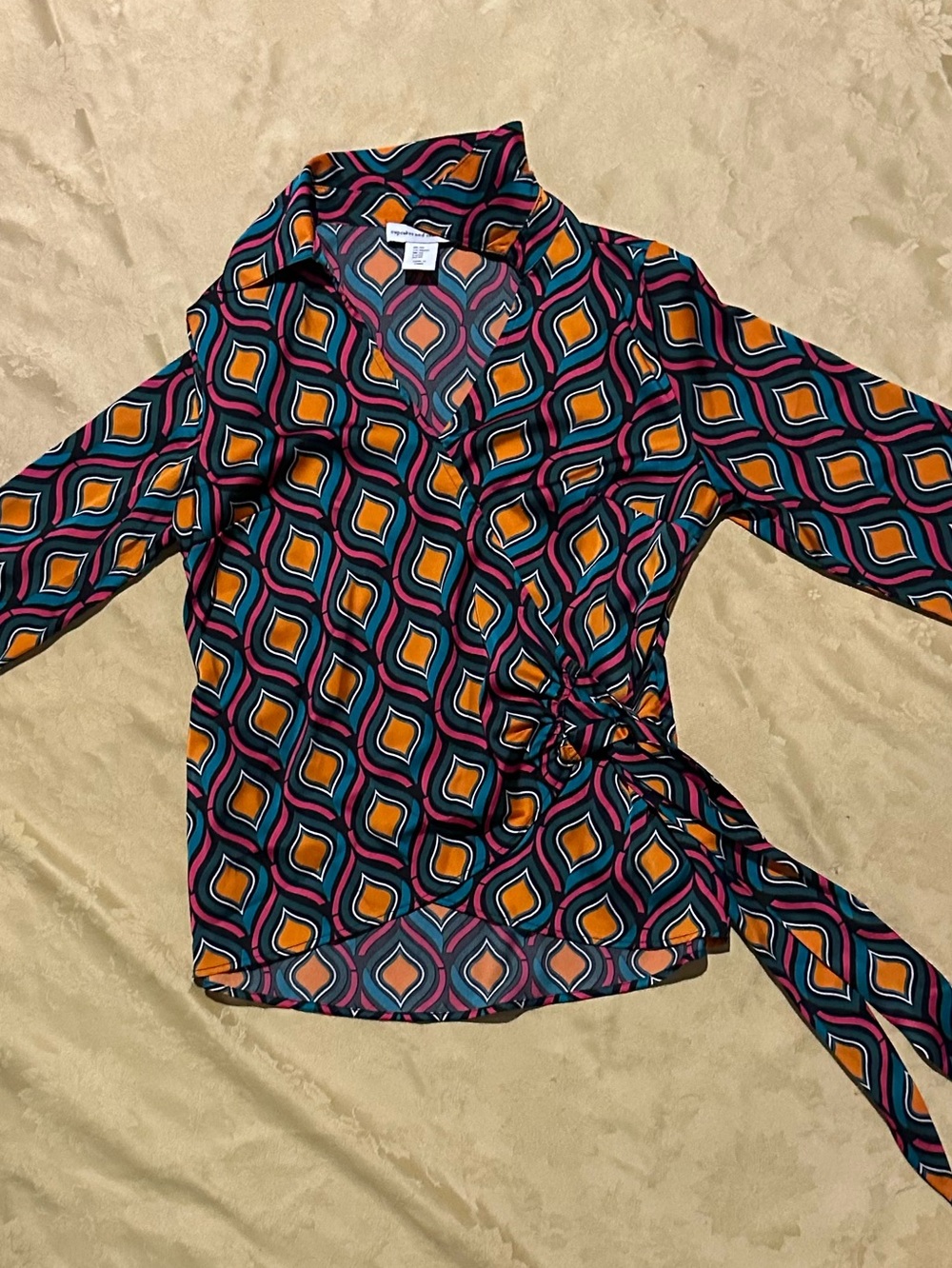 cupcakes & cashmere Multicolor Geometric Wrap Blouse